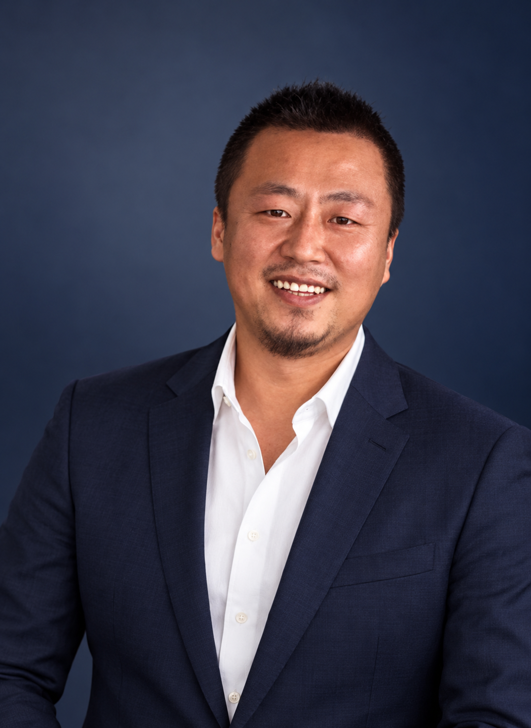 株式会社一隆商事 代表取締役 王君超